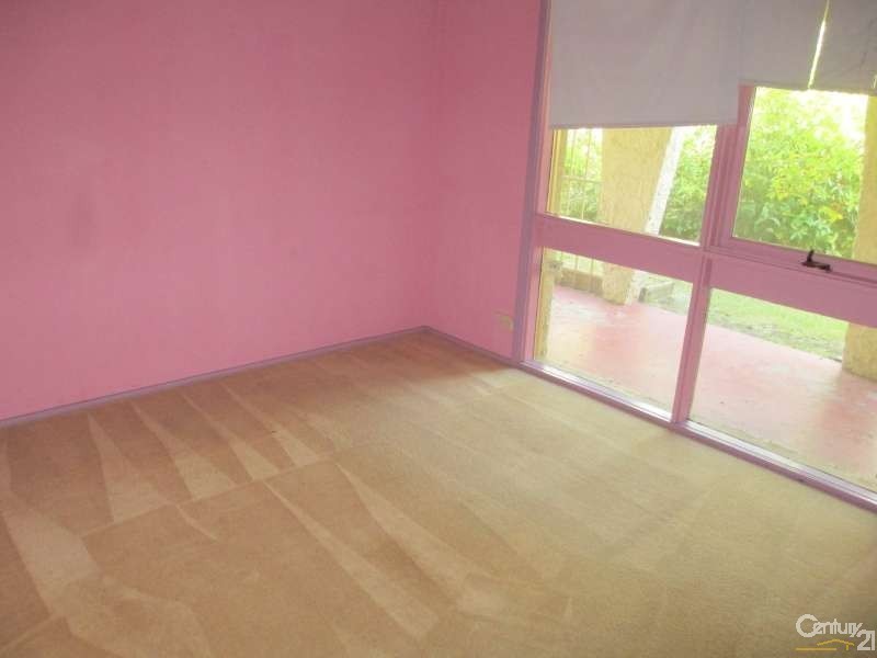 19 Somerville Road, Hampton Park VIC 3976