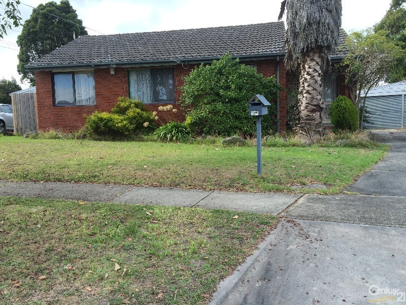 18 Dunbar Avenue, Cranbourne VIC 3977