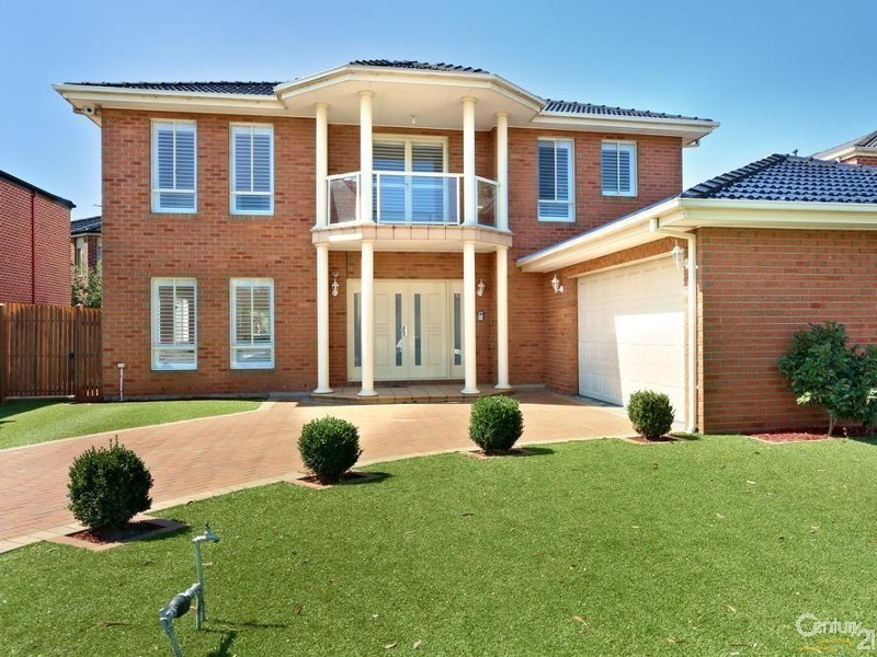 5 Wattlebird Court, Dingley Village VIC 3172