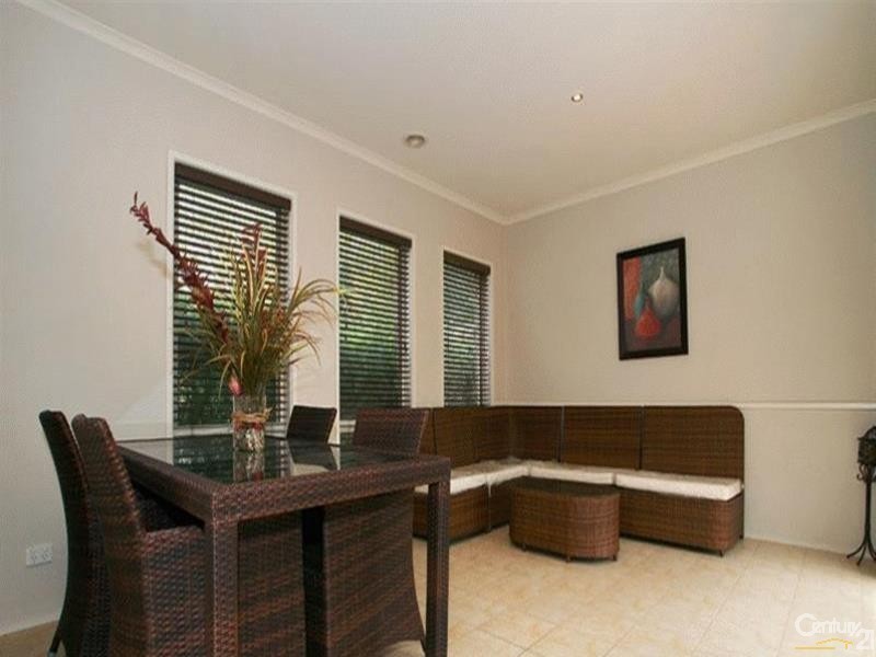 1/114 Railway Parade, Noble Park VIC 3174