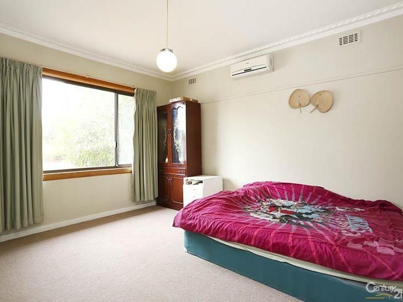 6 Bowman Street, Noble Park VIC 3174