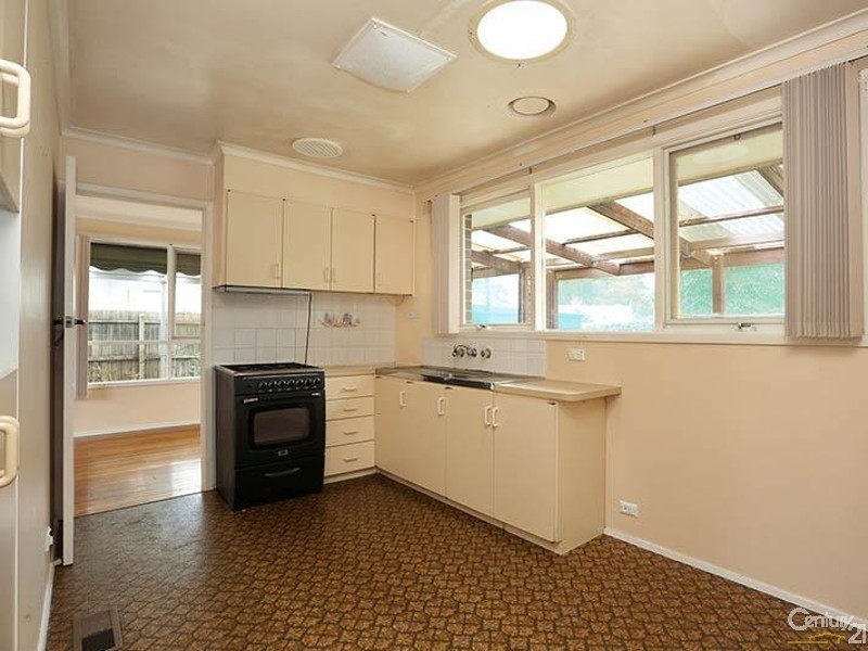 30 Putt Grove, Keysborough VIC 3173