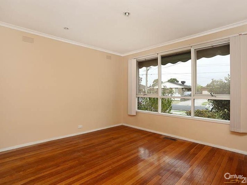 30 Putt Grove, Keysborough VIC 3173