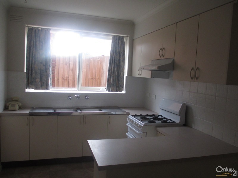 4/12 Stud Road, Dandenong VIC 3175