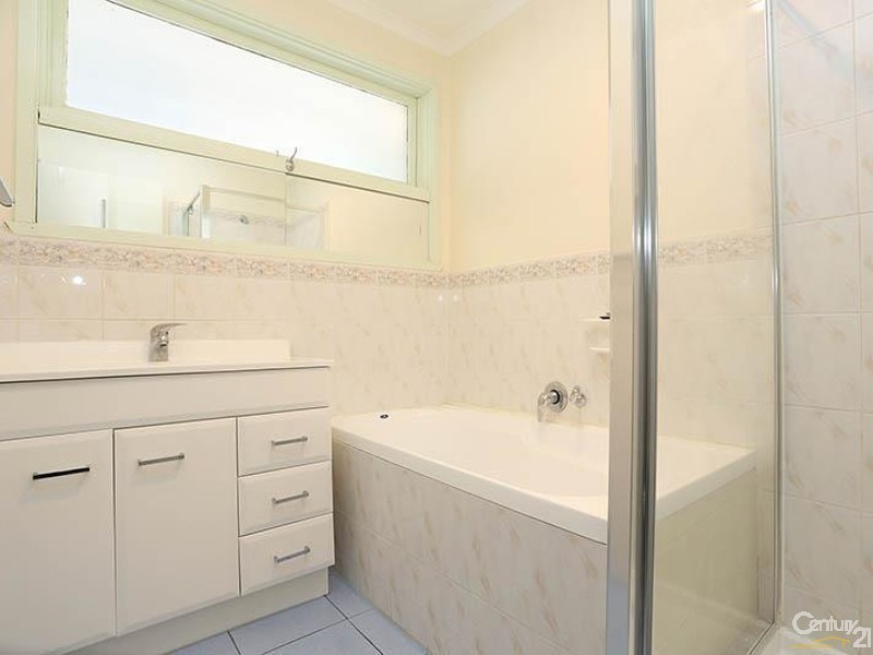 2 Doris Court, Springvale South VIC 3172