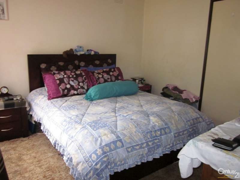 1/72 James Street, Dandenong VIC 3175