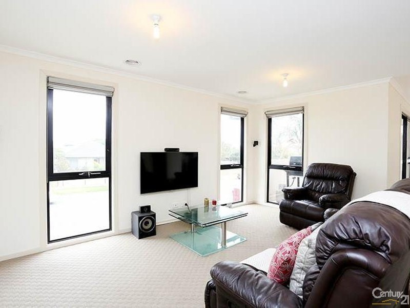 1/135 Corrigan Road, Noble Park VIC 3174