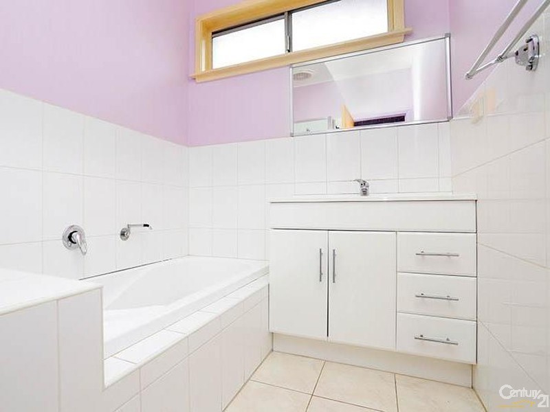 5 Bracknell Street, Keysborough VIC 3173