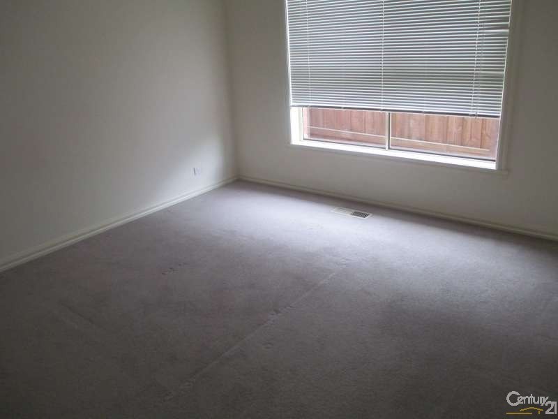 2/84 View Road, Springvale VIC 3171