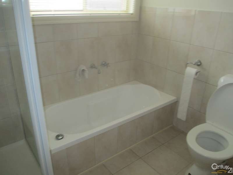 2/84 View Road, Springvale VIC 3171