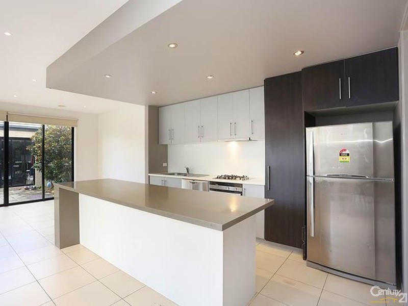 40 Evergreen Blvd, Clayton South VIC 3169