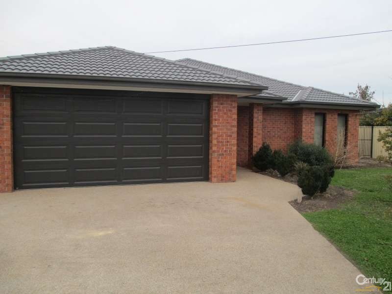 17 Albert Avenue, Springvale VIC 3171