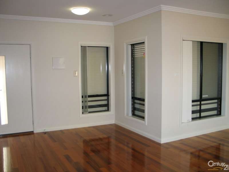 3/4 Joffre Street, Noble Park VIC 3174