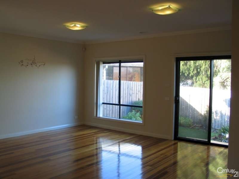 3/4 Joffre Street, Noble Park VIC 3174