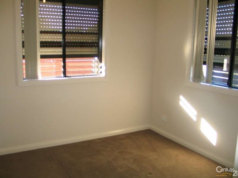 3/4 Joffre Street, Noble Park VIC 3174