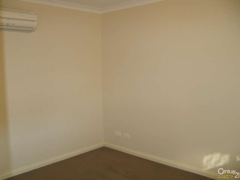 3/4 Joffre Street, Noble Park VIC 3174