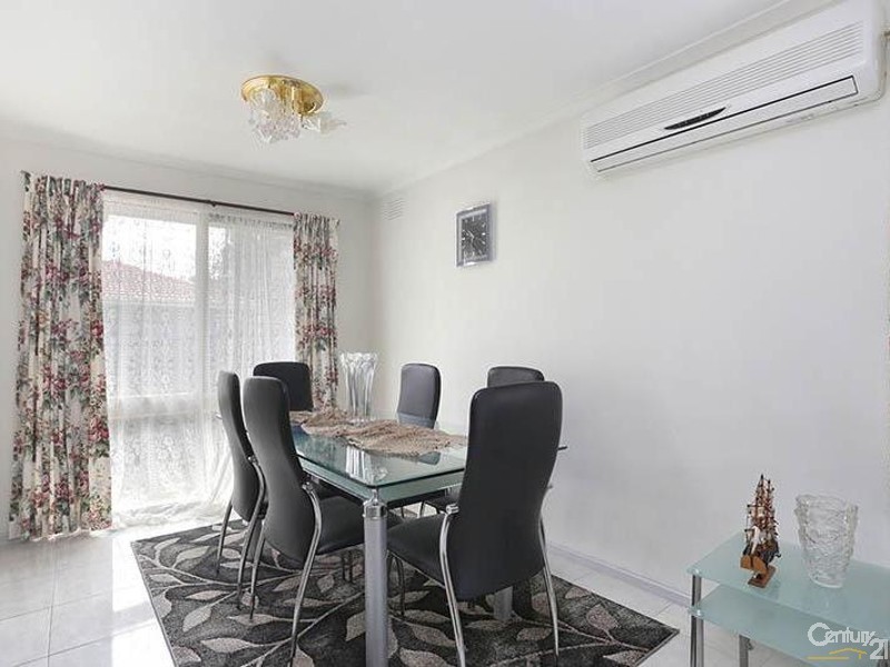 31 Matthew Flinders Ave, Endeavour Hills VIC 3802