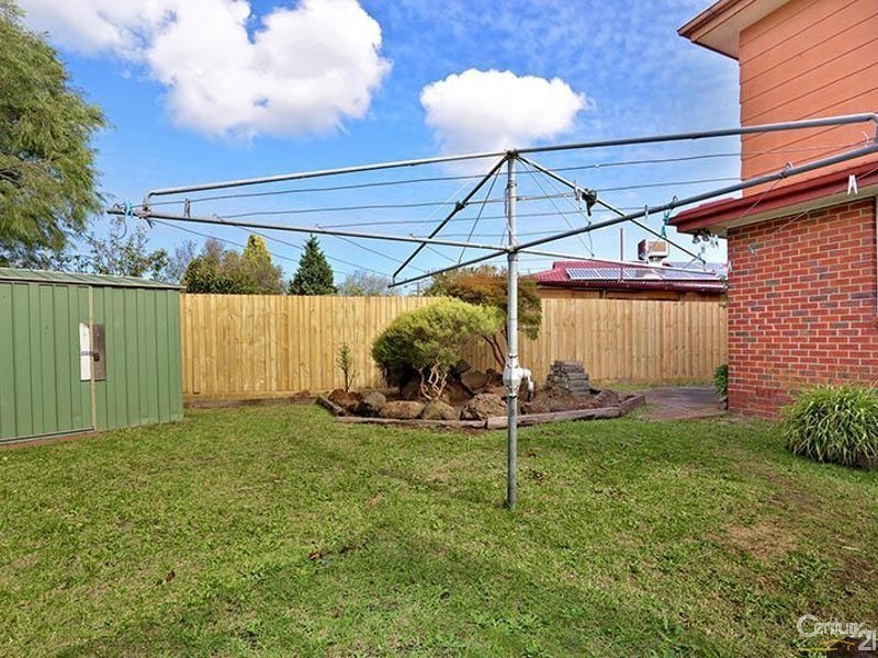 4 Rickson Court, Springvale South VIC 3172