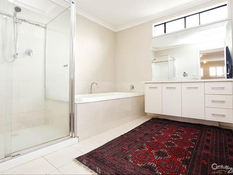 5 Rutherglen Street, Noble Park VIC 3174