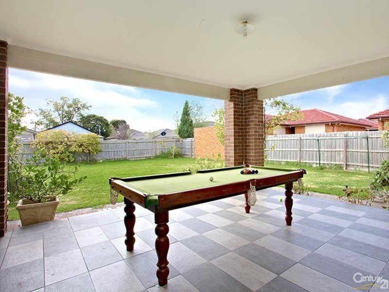 5 Rutherglen Street, Noble Park VIC 3174