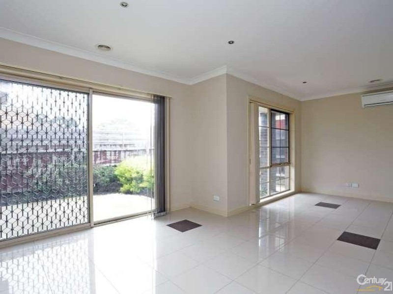 2/53 Dunblane Road, Noble Park VIC 3174