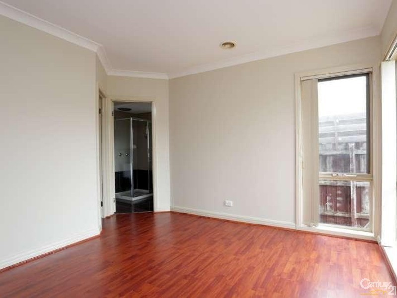 2/53 Dunblane Road, Noble Park VIC 3174