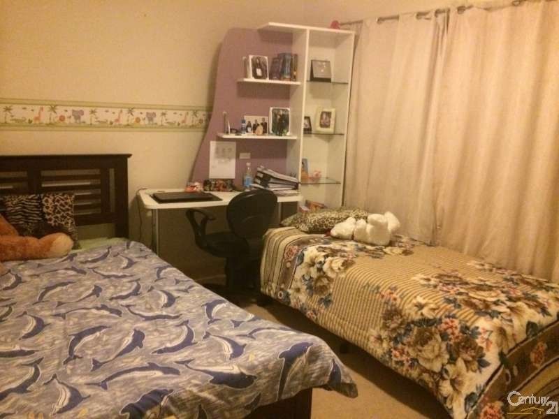 8 Verdant Drive, Keysborough VIC 3173