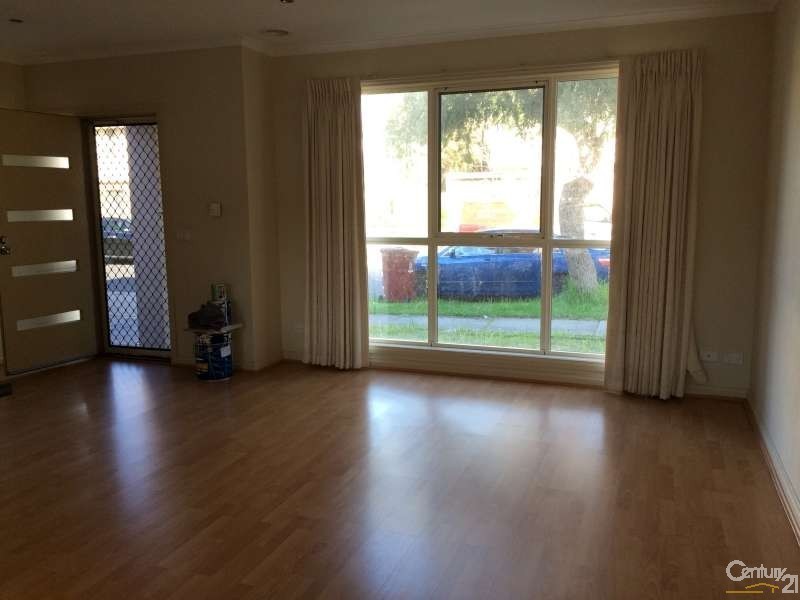 27 Crescent Street, Noble Park VIC 3174