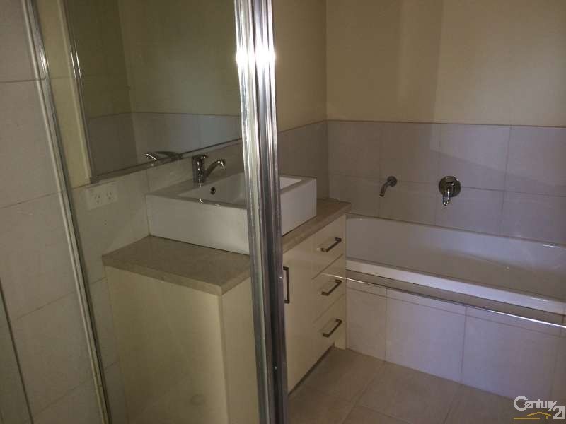 27 Crescent Street, Noble Park VIC 3174