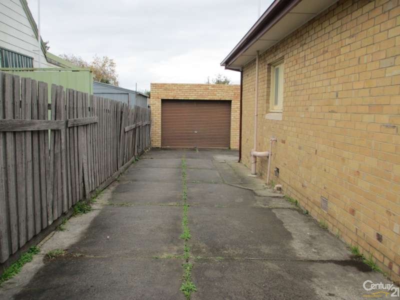 14 Whiteside Street, Springvale VIC 3171