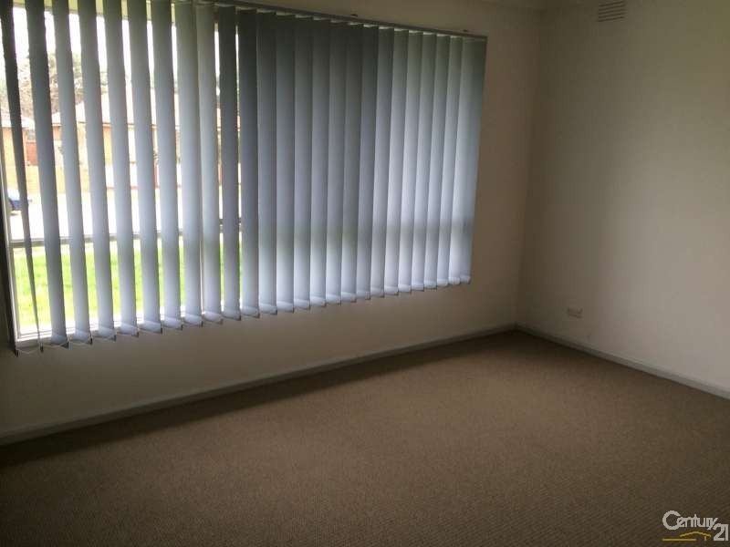 5 Kent Court, Keysborough VIC 3173