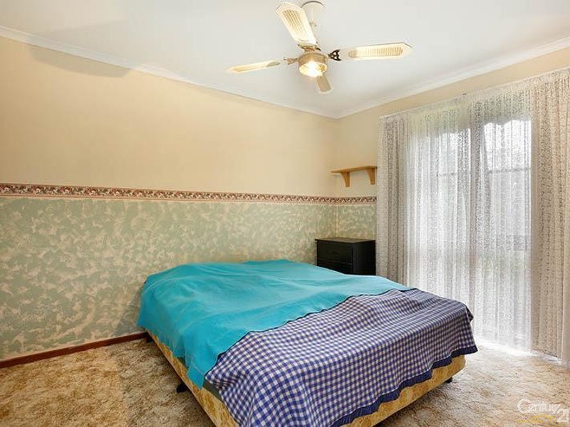 16 Greenwood Drive, Carrum Downs VIC 3201