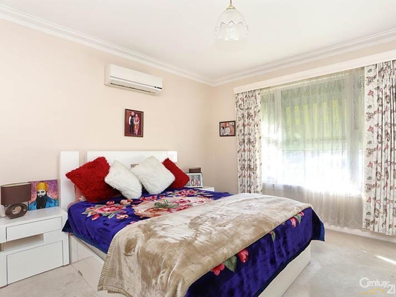 26 Lawn Road, Noble Park VIC 3174