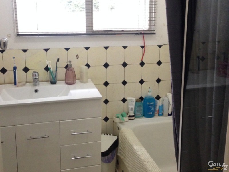 27 Tristania Street, Doveton VIC 3177