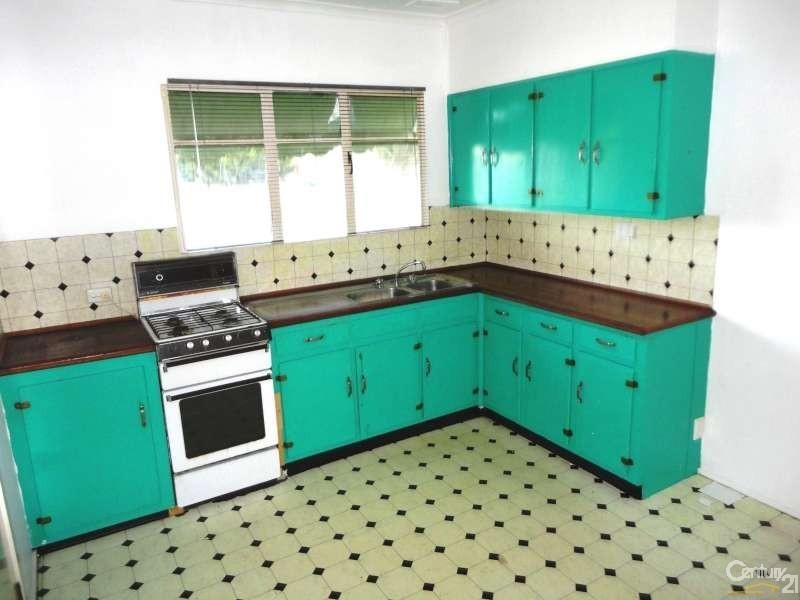 27 Tristania Street, Doveton VIC 3177