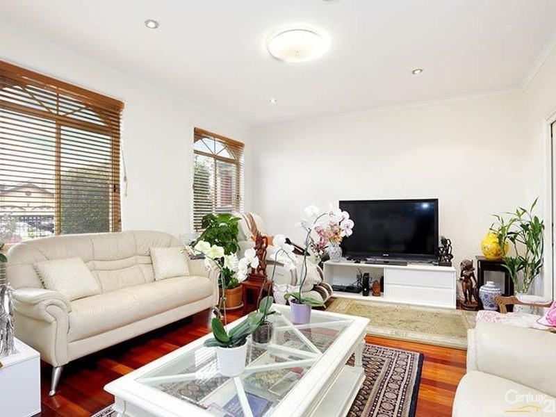13 Ruby Place, Springvale VIC 3171