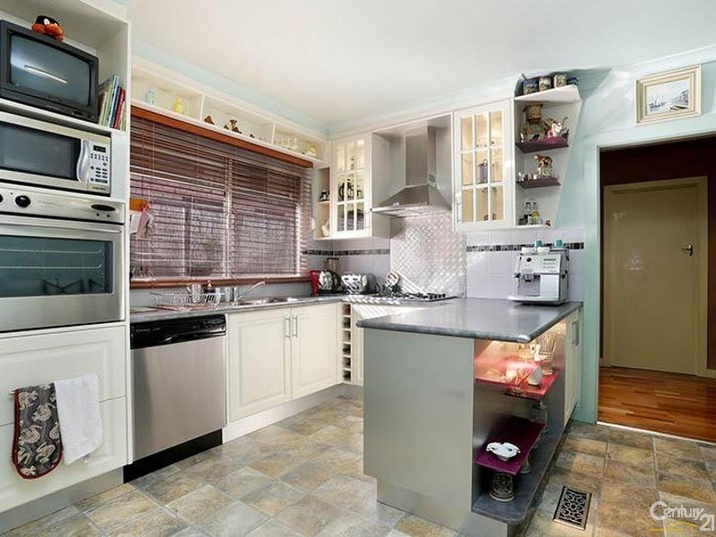 118 Paperbark Street, Doveton VIC 3177