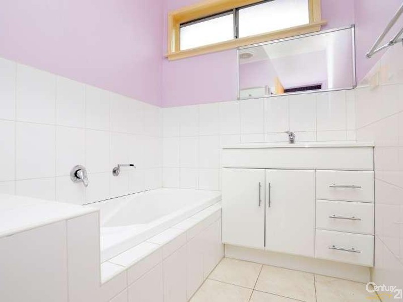 5 Bracknell Street, Keysborough VIC 3173