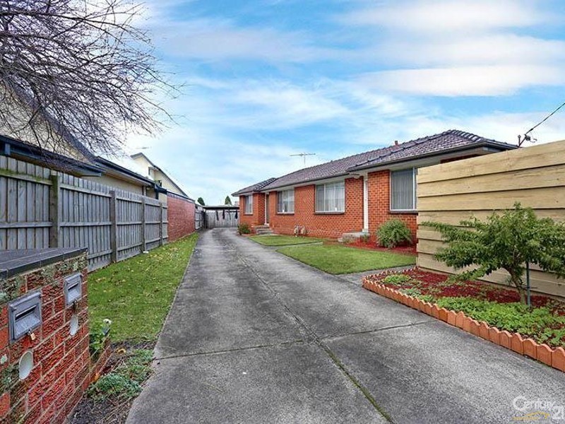 5 and 5A Bloomfield Road, Noble Park VIC 3174