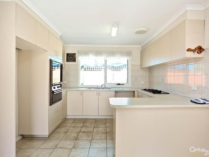4/12-18 Harold Road, Springvale South VIC 3172