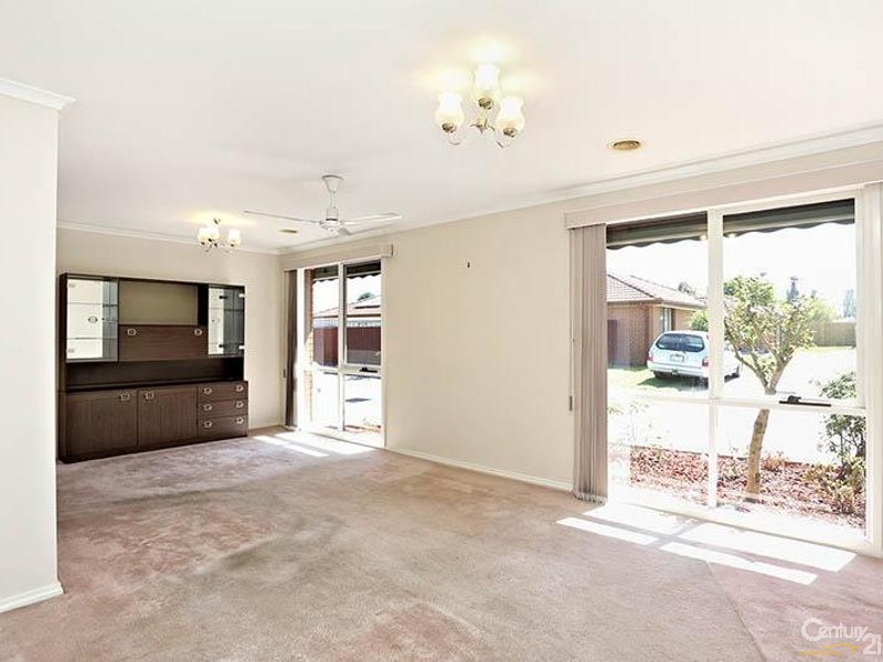 4/12-18 Harold Road, Springvale South VIC 3172
