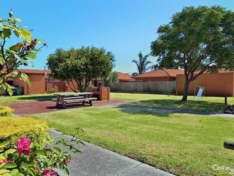 4/12-18 Harold Road, Springvale South VIC 3172