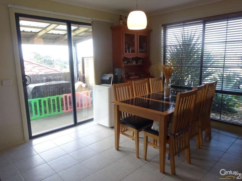 19 Luca Place, Pakenham VIC 3810