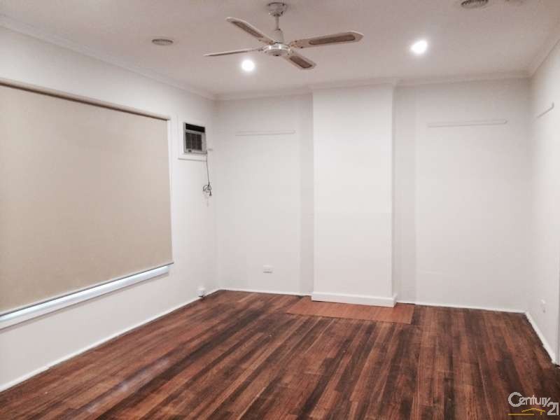 1 Kanooka Grove, Doveton VIC 3177