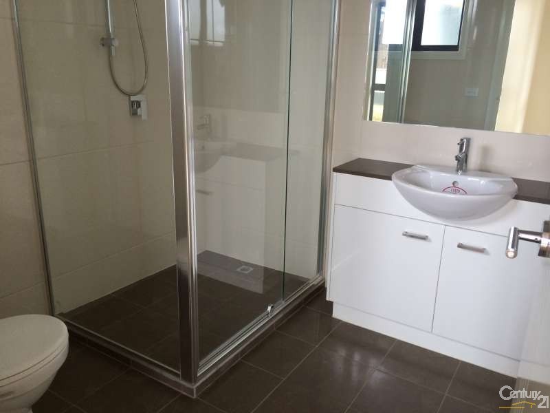 1/5 Athol Road, Noble Park VIC 3174