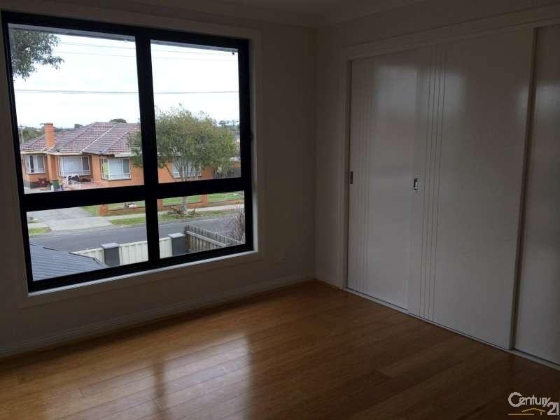 1/5 Athol Road, Noble Park VIC 3174