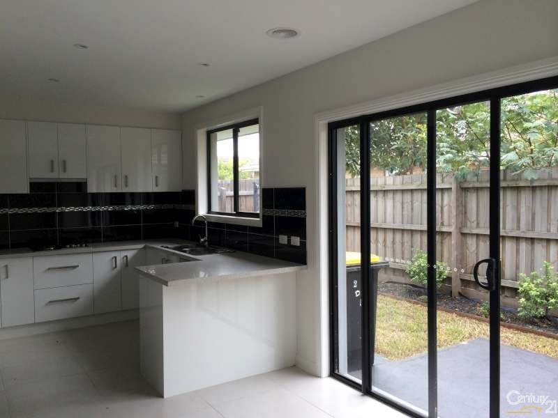 2/5 Athol Road, Noble Park VIC 3174