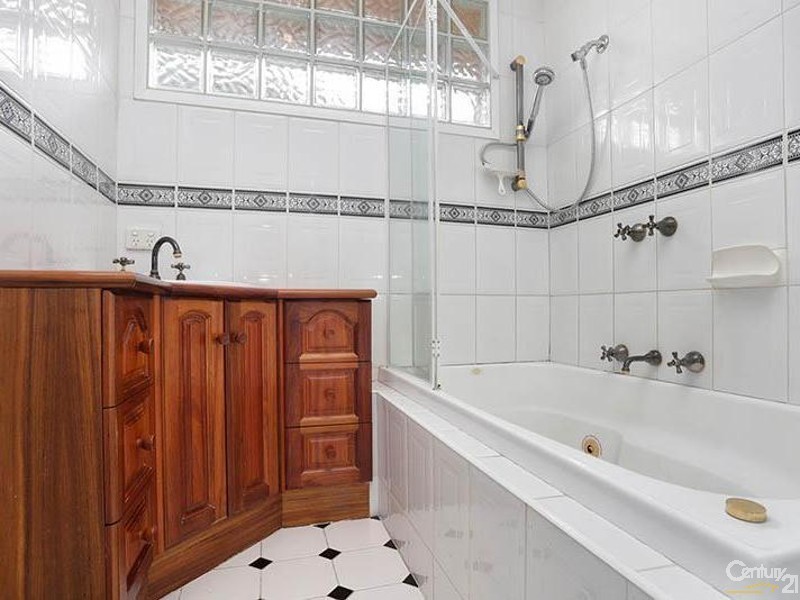 104 Bloomfield Road, Keysborough VIC 3173