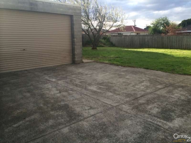 66 Princess Avenue, Springvale VIC 3171