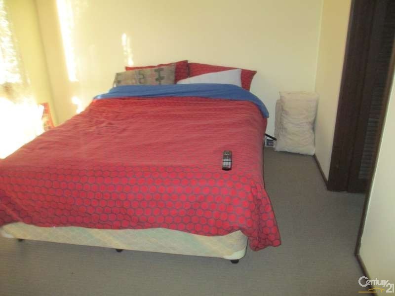 34 Birrong Ave, Noble Park VIC 3174